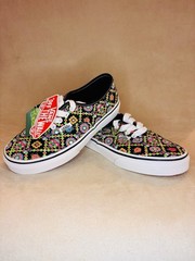 NWT Vans Authentic Día De Muertos Glow in the Dark Black Skate Shoes Kids 2.5