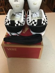 VANS Knu-Skool Unisex Checkerboard Black/True White Size 6 Junior or Women’s 7.5