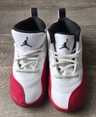 Jordan 12 Retro Cherry Kids Shoes Size 10C White Varsity Red 151186-116