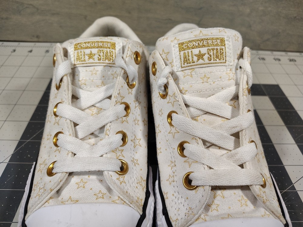 Converse Classic Chuck T Low White All Stars Junior Gold Stars Size 3.5 Youth