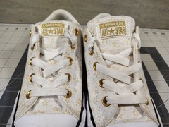 Converse Classic Chuck T Low White All Stars Junior Gold Stars Size 3.5 Youth