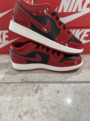 Air Jordan 1 Low Patent Leather Reverse BRED Black/Red Size 5.5 Y / 7 W New