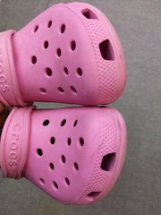 Crocs Classic Clog Shoes Kids Size J2 Slip On Foam Lightweight Comfort Summer