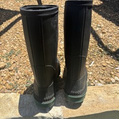 Black Rubber Rain Work Boot Waterproof Youth Size 8 USA, Thick Green Tread