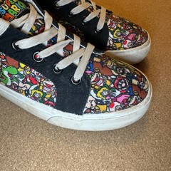 Ground Up Super Mario Bros Kids Size 4 Canvas Sneakers Multi Color Character