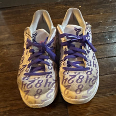 Nike Unisex Kids Low Top Canvas Sneakers US 2.5 White/Purple Graphic Print