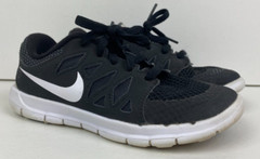 Nike Free 5.0 Black White Sneakers 644431-001 Youth Size US 13C EUR 31
