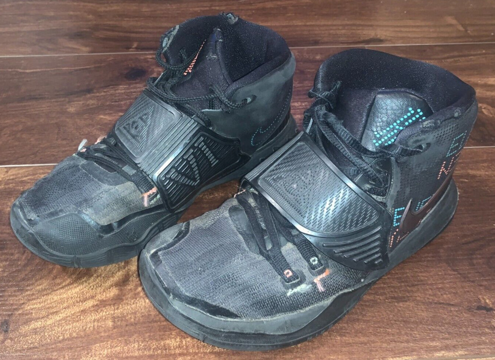 Nike Kyrie 6 Irving PS Black Shot Clock BQ5600-006 Size 2.5Y Basketball Shoes