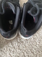 Size 4.5 (GS) – Jordan 11 Retro Low 72-10
