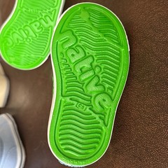 NEW Native Jefferson Vivid Green Shell White Unisex Shoes Toddler/Kids Size 5C