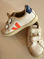 Veja Kids Size 12.5