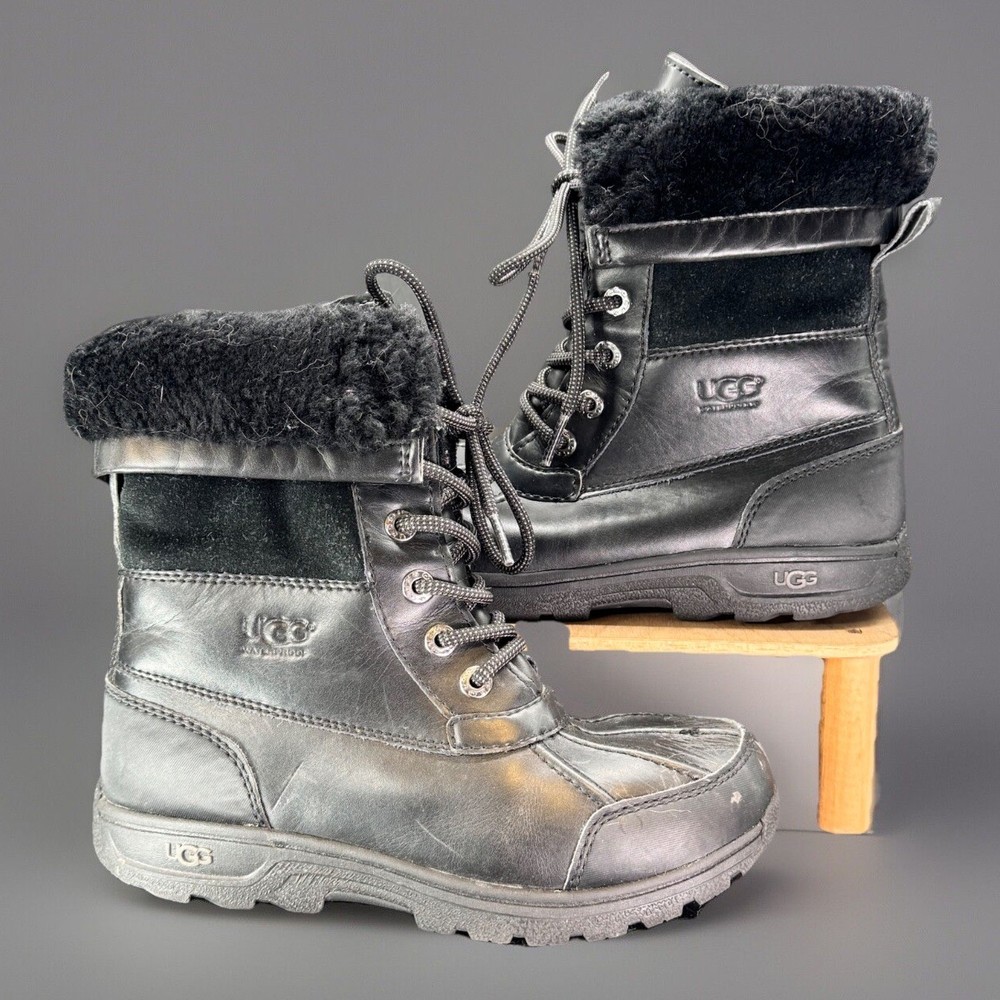 UGG Kids‘ Butte II CWR Boot Size 2 3M Insulation Leather Dyed Sheep Fur Black