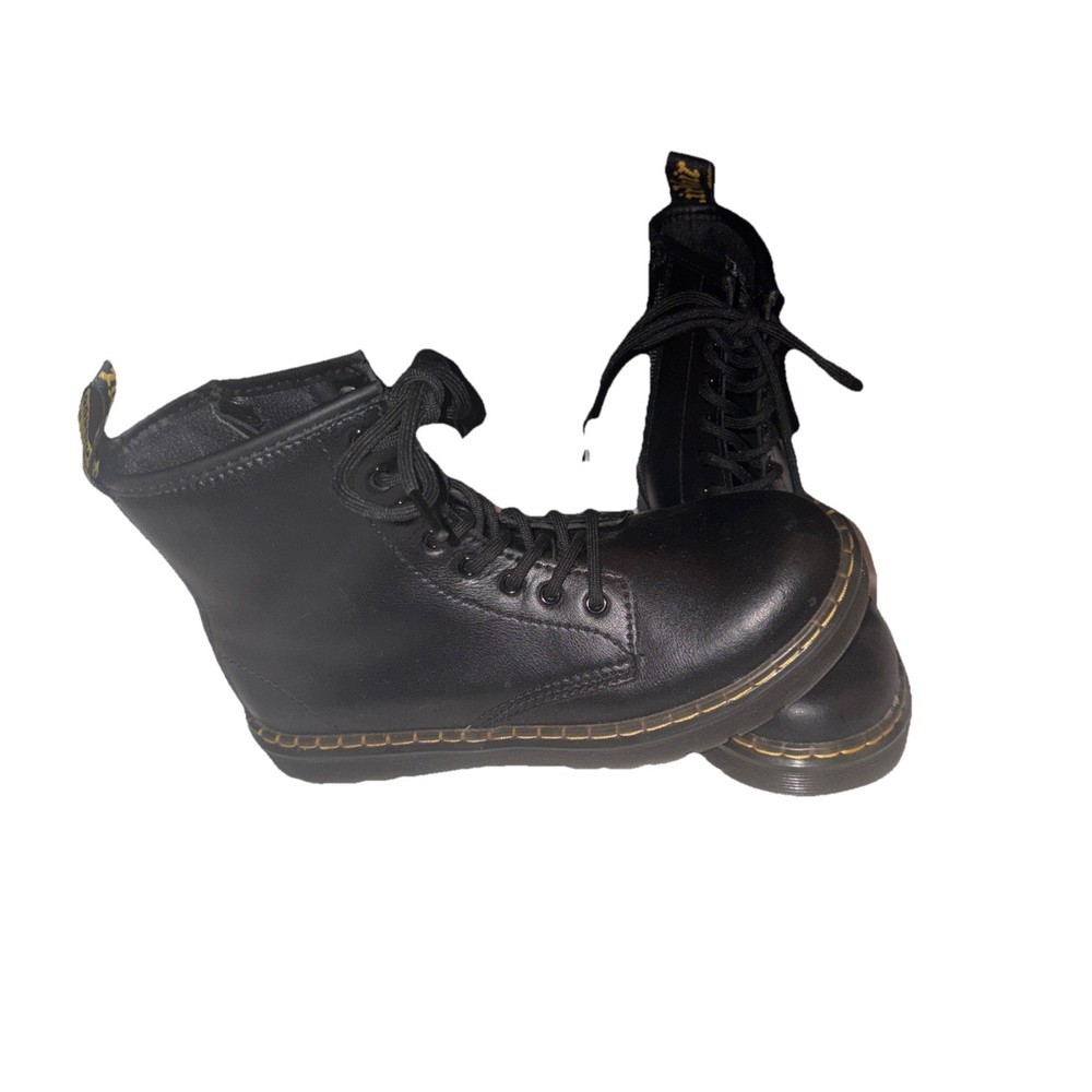 Doc Martens Zavala J – Leather Combat Boots Black Kids Size 3 NWOB