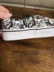 Vans Authentic Kids Size 3 Black White Skull Print Sneakers, Excellent Condition