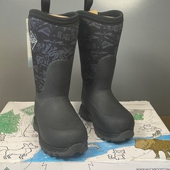 Muck Boot Rugged II Insulated Waterproof Winter Rain Boots Kids Size 8 Black
