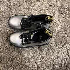Doc Martens Metallic Silver Pascal Unisex Kids Boots 12us
