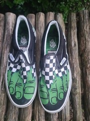 VANS x Marvel Hulk Slip On Sneakers Kid’s size 2