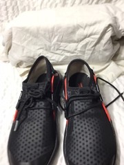 Under Armour Railfit Youth Running Mesh Black Red Size 2Y Lightweight Kids