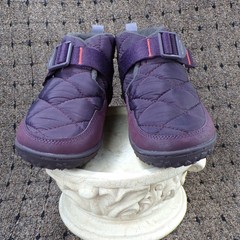 Chaco Ramble Puff Size 1.5 EU 32.5 Big Kids Unisex Booties Plum JCH180347 NWT