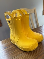 Crocs Handle It Rain Boots Kids C13 Yellow Waterproof Pull-On Lightweight