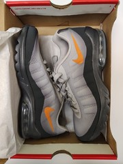 Nike Air Max Invigor GS Gray Orange Comfort Sneakers Boys‘ Size 6.5Y 749572-019