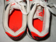 2014 Nike Air Max 90 White „Infrared“ Running Shoes! Size 6.5Y Sold As Is!