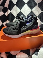 Nike Epic React Flyknit 2 (GS) in Black/Black-Sapphire US4/EU36/cm23