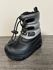 Members Mark Kids Size 7/8 Waterproof Insulated Snow Boots Unisex