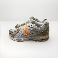 New Balance 1906