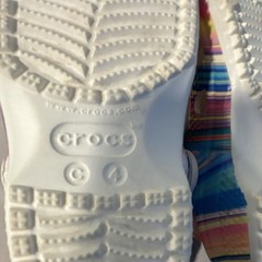 Crocs Classic Clog Unisex Kids US 4 Multicolor Swirl Slip-On Adjustable Strap