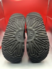 UGG TODDLER BAILEY BUTTON II – 1017400T Authentic Sz 12 shipped withbox boots