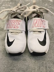Nike Team Hustle Mid Just Do It Sneakers White Kids Size 12C (AQ9976-100)