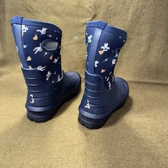 Bogs Winter Classic Boots Space Pizza Youth Kids Boy Size 6