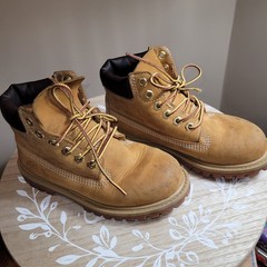 Timberland Kids 11M Premium 6″ Waterproof Boots Wheat 12809 Classic Camel