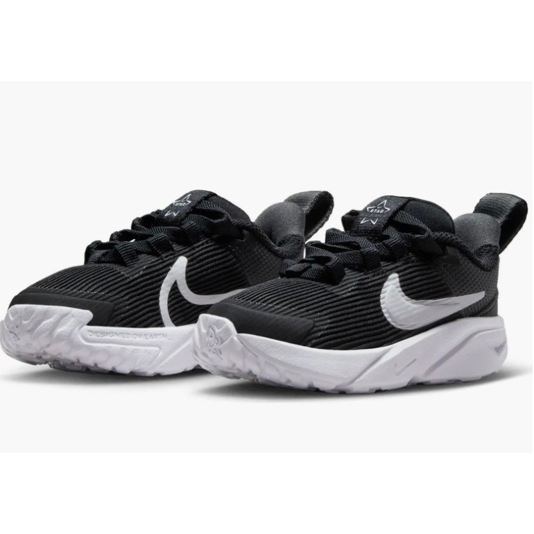 Nike Kids‘ Star Runner 4 Sneaker in Black/ White/ Anthracite SZ 6