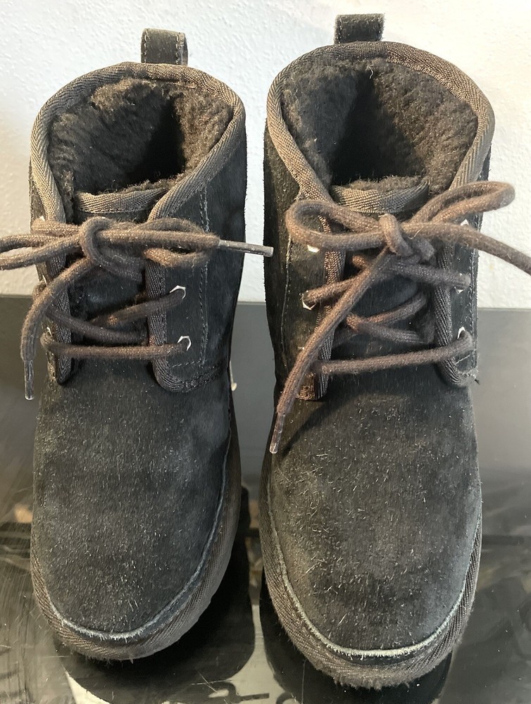 Ugg Neumel II Youth Size 3 Black Ankle Boots Lace-Up Sheepskin Insole