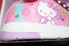 Heelys Hello Kitty HKC KOLECT Wheeled Sneakers Lavender Pink US women’s 8 EU 39