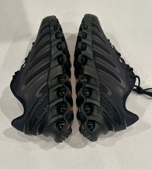 Nike Air Max DN8 (GS) Black Lace-Up Low Top Sneaker Youth 5.5Y Or 6.5W