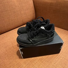 Travis Scott phantom Jordan 1 low toddler Unisex Sneakers 9C