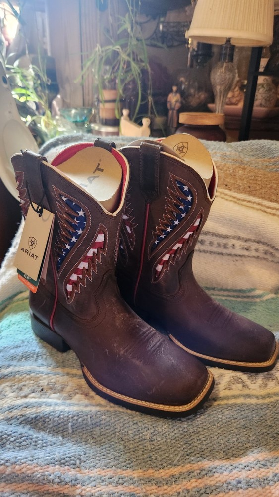 Ariat Quikdraw VentTek Cowboy Brown/ American Flag Size 3 1/2 NWT