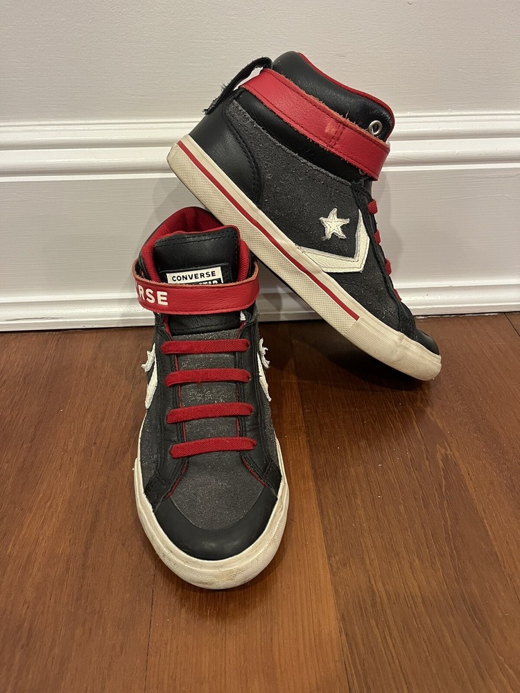 Converse All Star Pro Blaze Strap High Top Youth Boys Kids Sz 4 Black Red White