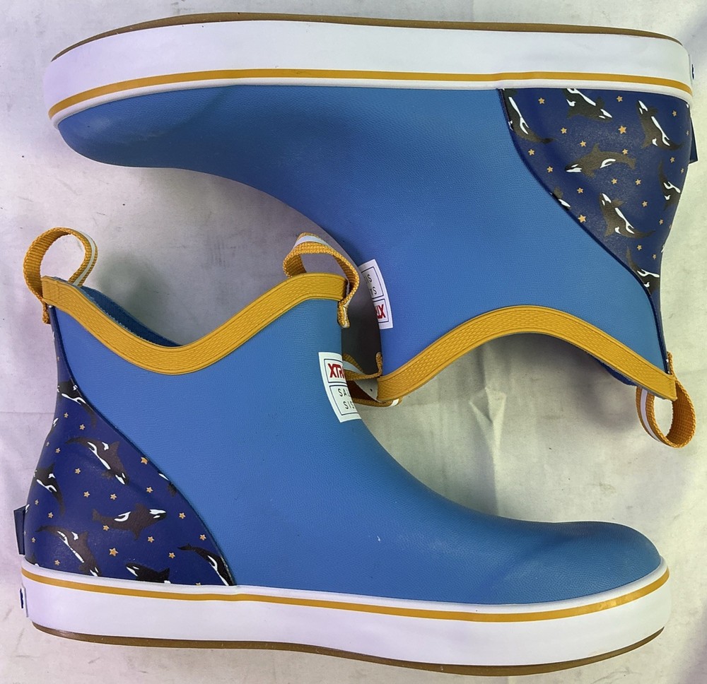 Xtratuf Kid’s Ankle Deck Boots-Light Blue/Whale Pattern-Size: 6