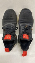 adidas NMD R1 Bred (Youth) Kids‘ Size 5.5