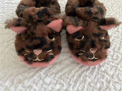 Dearfoam Kids Peyton Brown and Pink Animal Slip On Slippers Girl’s Size 7-8*