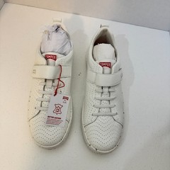 Camper Runner Four Kids Marty Wave Houston – White – Size 5.5 NEW