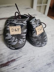 Duchess & Fox D F Handmade Leather Camo Shoes Size 1/2 Y New