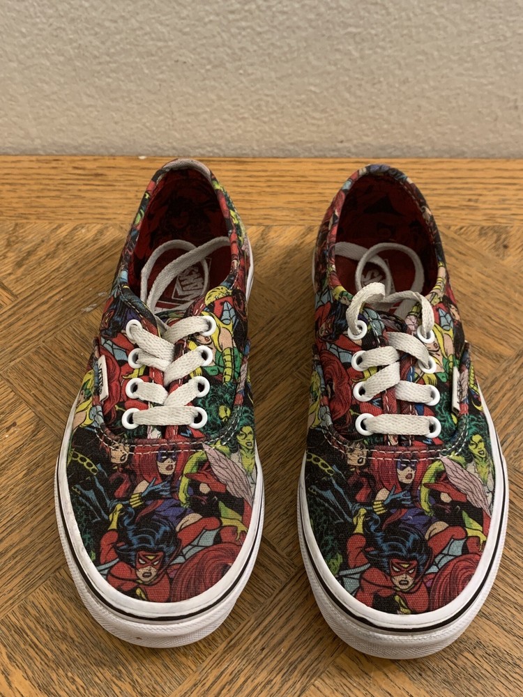 VANS X Marvel Comics Female Superheros Canvas Skate Shoe Unisex Kids Size 3