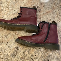 Kids Dr. Doc MARTENS Delaney Leather Combat Boots Burgundy Size 3
