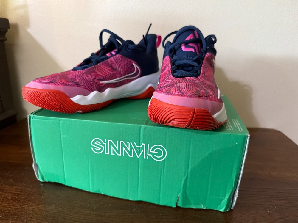 Nike Giannis Immortality 4 SE GS Red Navy Size 4.5Y (Women’s 6) DS IH7662-600
