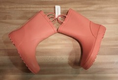 Gymboree – Orange Rain Boot – New NWT – Size 4 Youth Unisex shoe Retail $36.50